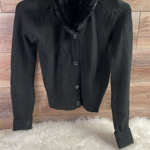 CHEROKEE Ladies Button Up Faux Fur Collar Black Sweater Size XL 14 / 16 - Picture 4 of 10